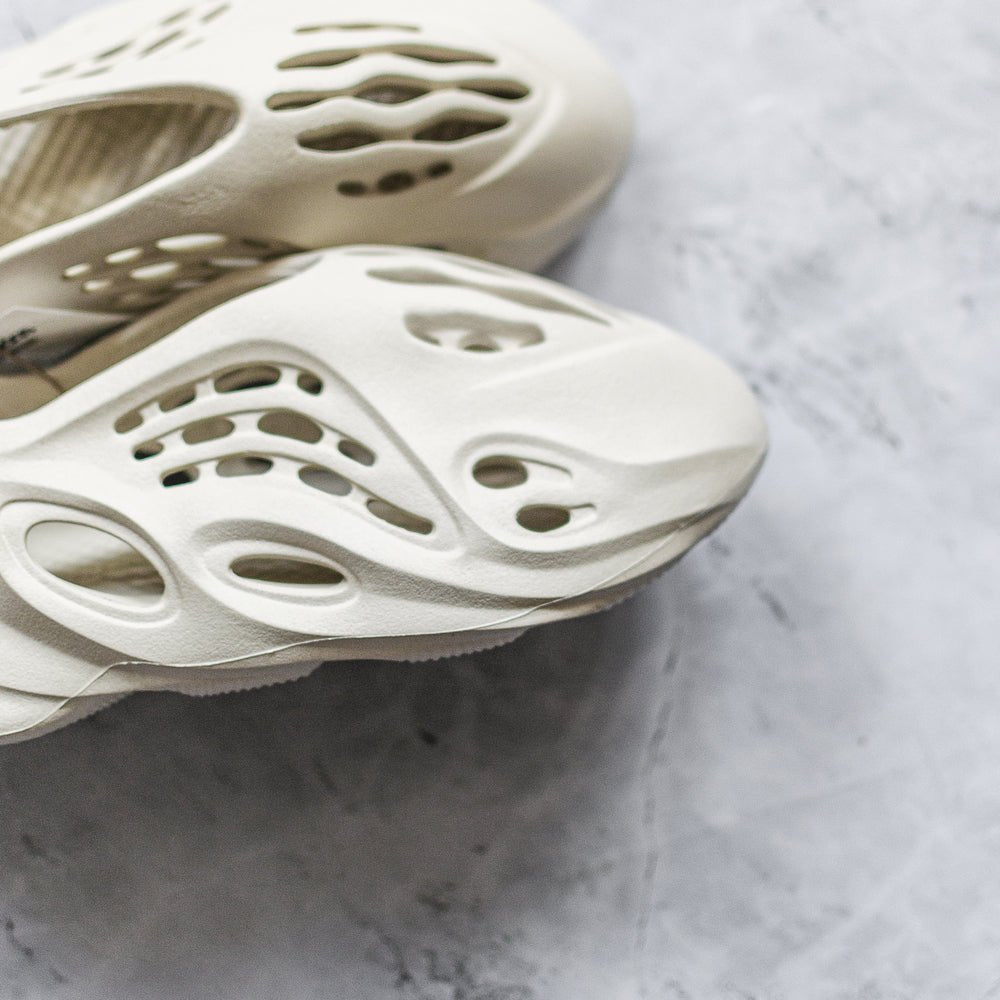 adidas Yeezy Foam RNNR Sand - Swest Kicks