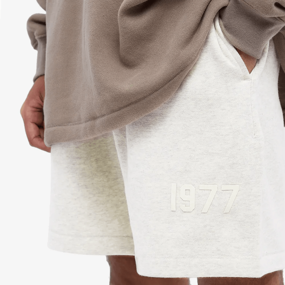 Fear of God ESSENTIALS 1977 Sweat Shorts Light Oatmeal – Swest Kicks