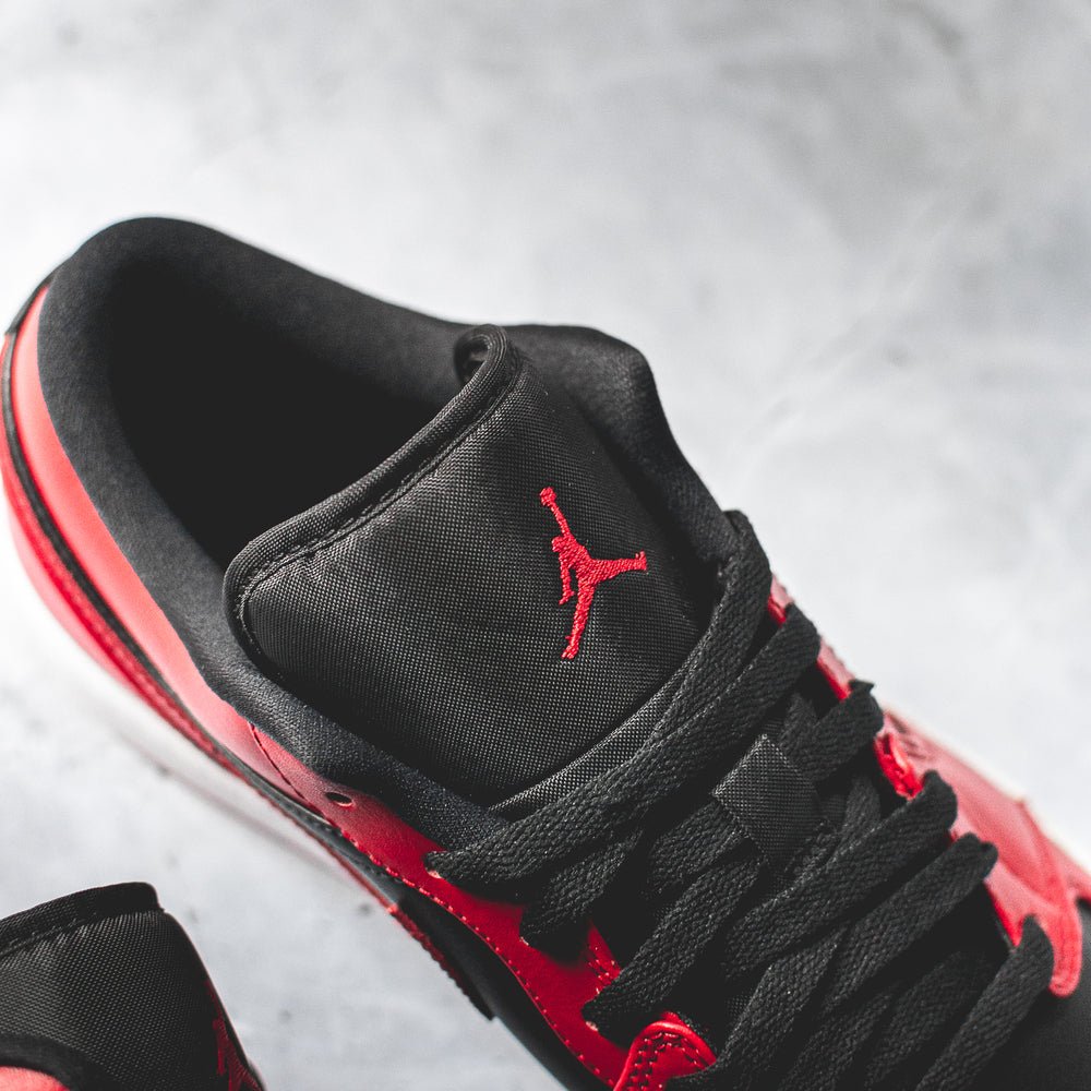 Jordan 1 Low Reverse Bred - Swest Kicks