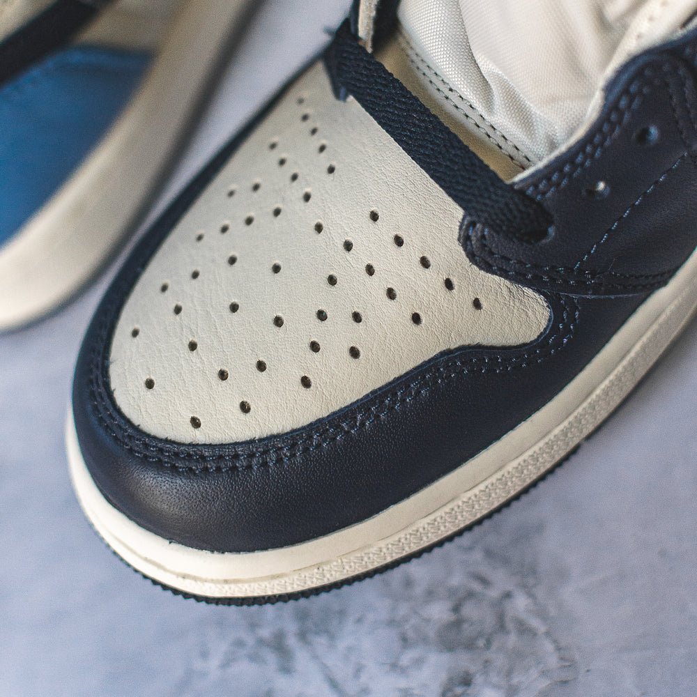 Jordan 1 Retro High Obsidian UNC - Swest Kicks
