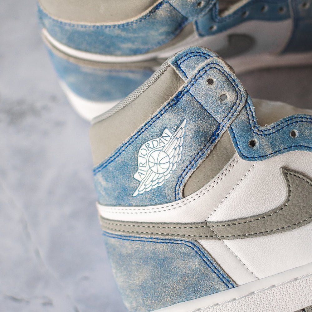 Jordan 1 Retro High OG Hyper Royal - Swest Kicks