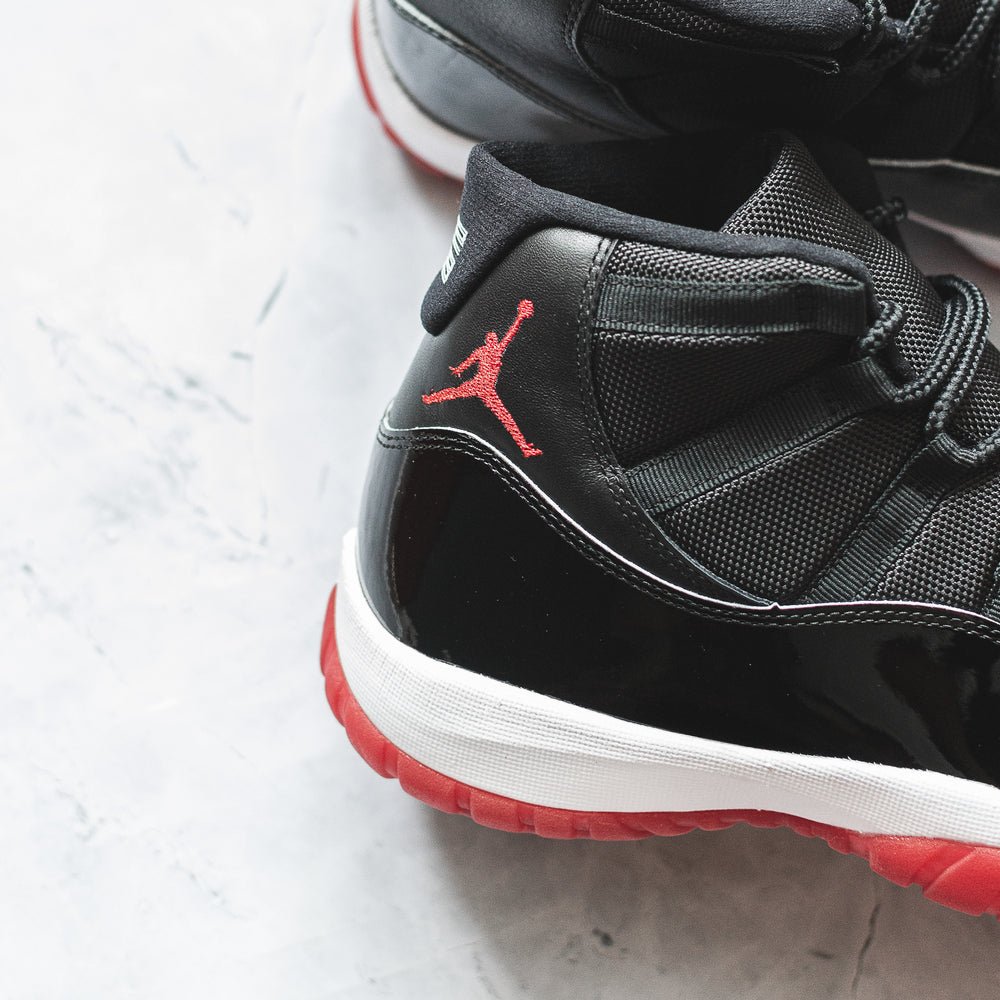 Playoffs 11 clearance jordans