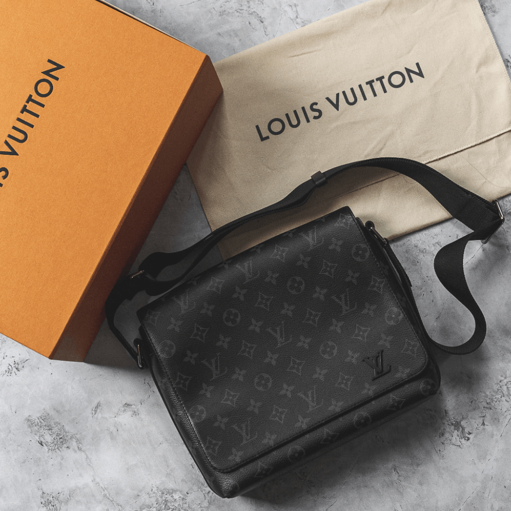 Louis Vuitton District PM Monogram Eclipse Messenger Bag – Swest Kicks