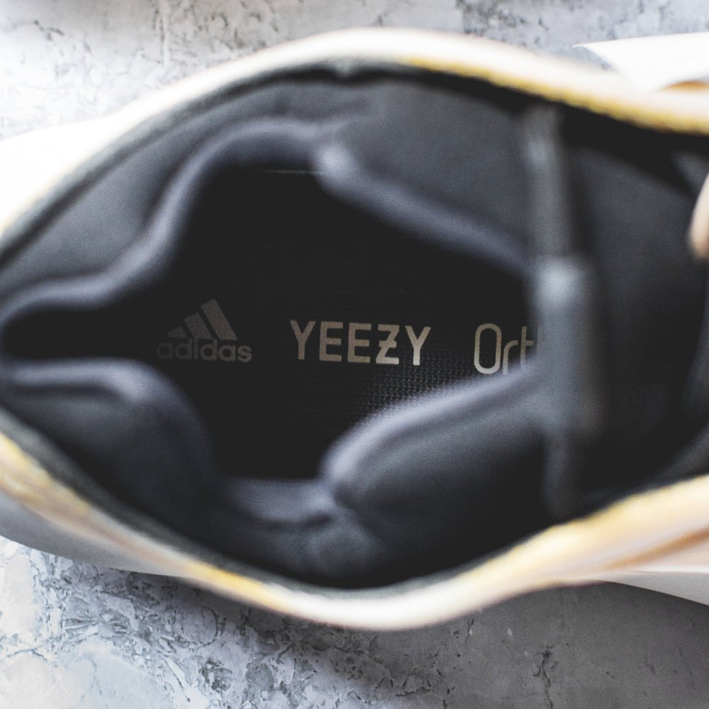 Yeezy 700 V3 Mono Safflower - Swest Kicks