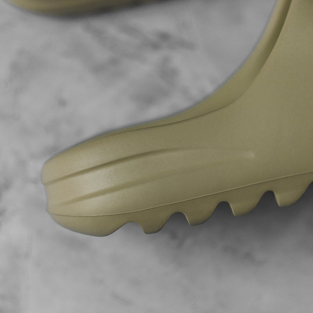 Yeezy Slide Resin - Swest Kicks