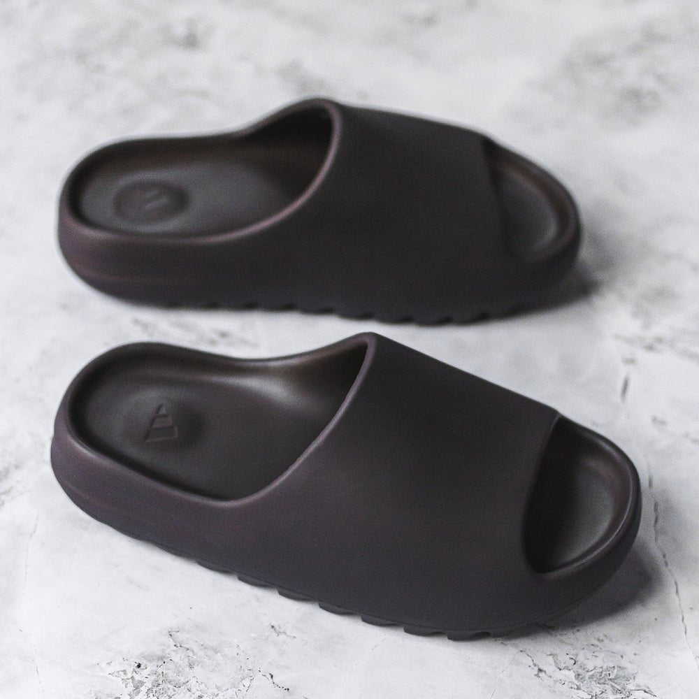 Yeezy Slide Soot - Swest Kicks
