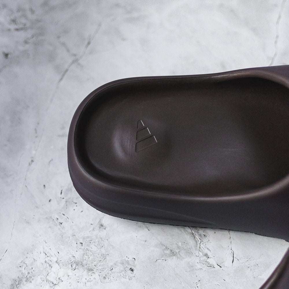 Yeezy Slide Soot - Swest Kicks