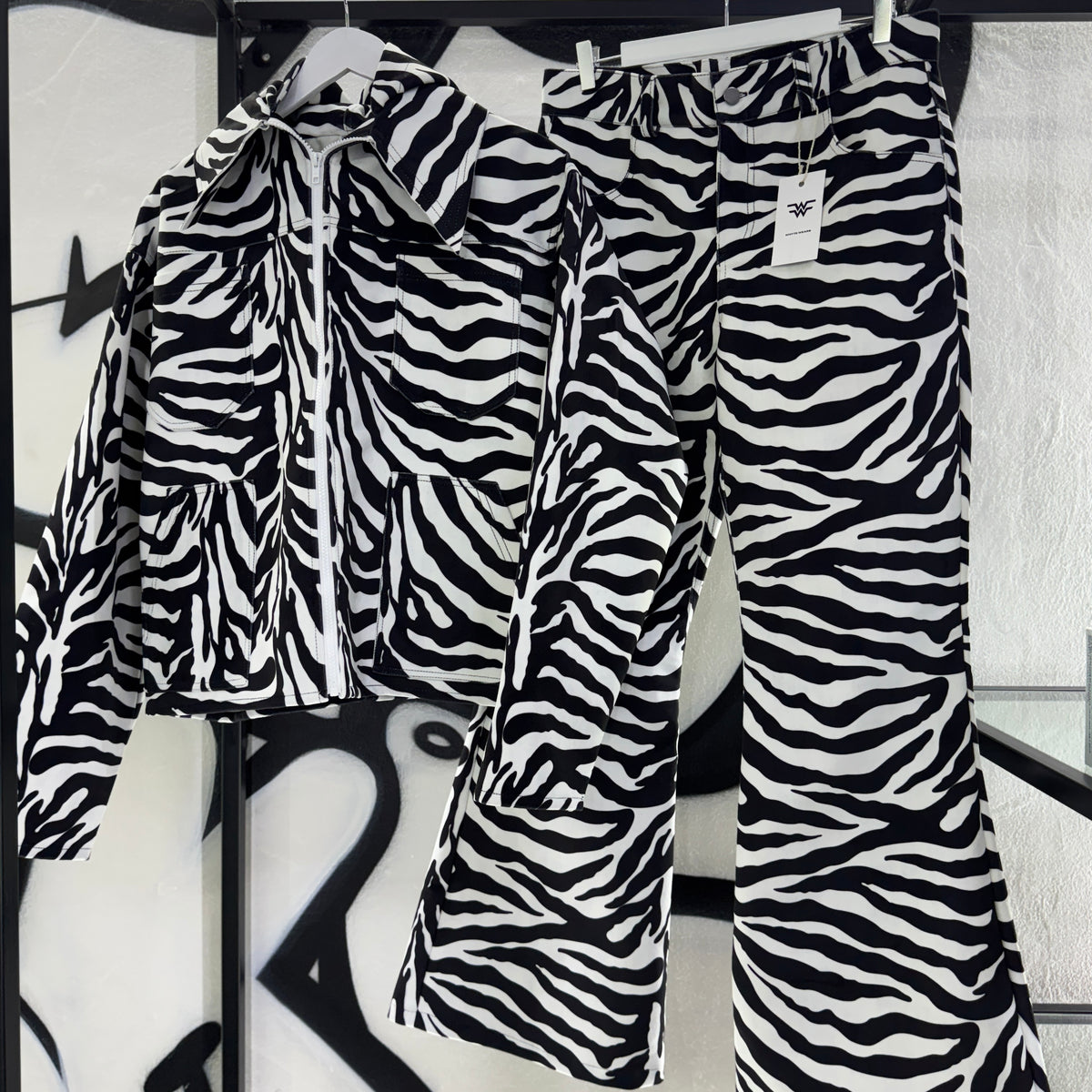 Whyte Wears Animal Zebra Print Set – Swest Kicks