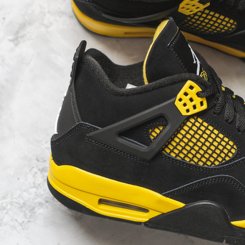 Jordan 4 Retro Thunder (2023) – Swest Kicks