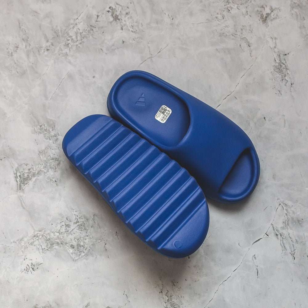 Yeezy Slide Azure – Swest Kicks