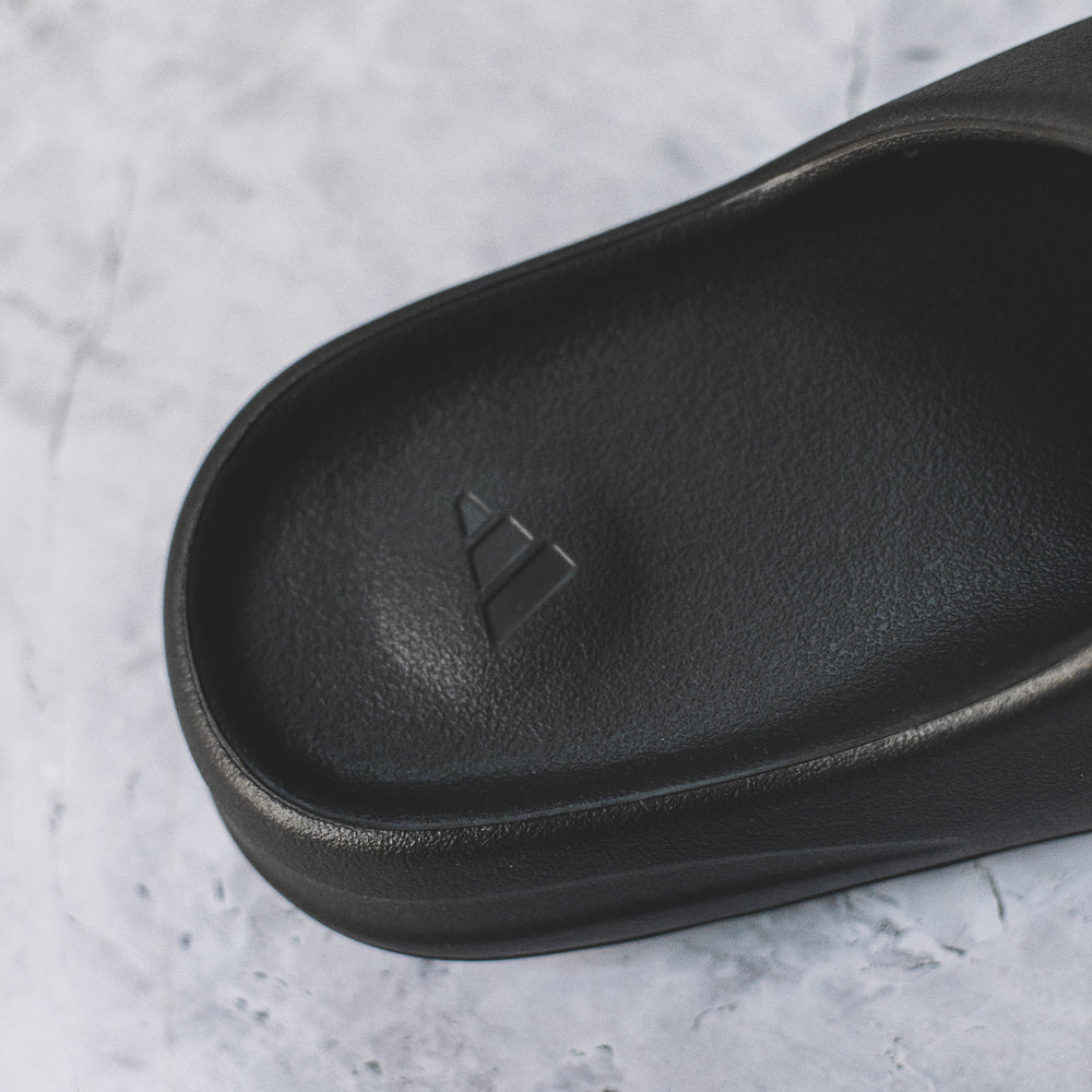 Yeezy Slide Onyx – Swest Kicks