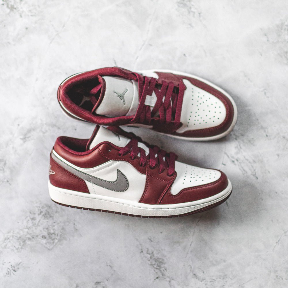 Jordan 1 Low Bordeaux - Swest Kicks