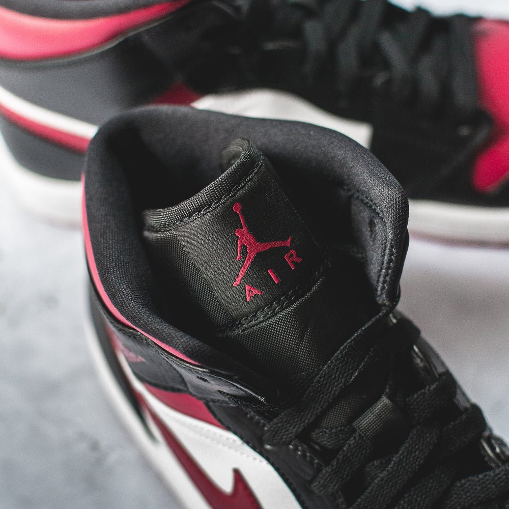 Jordan 1 Mid Bred Toe – Swest Kicks
