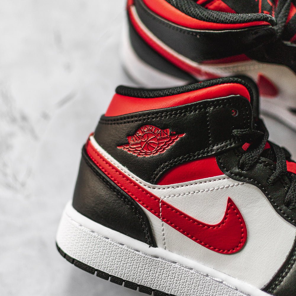 Jordan 1 Mid Bred Toe (GS) - Swest Kicks