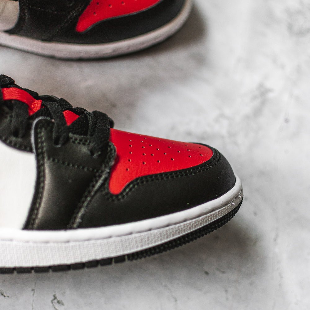 Jordan 1 Mid Bred Toe (GS) - Swest Kicks