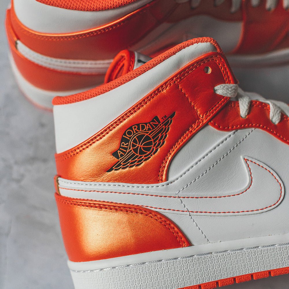 Jordan 1 Mid SE Electro Orange - Swest Kicks
