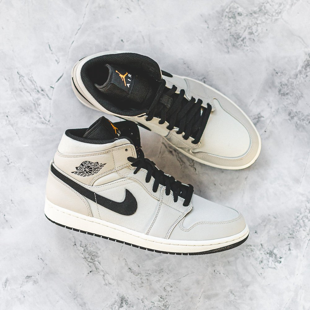 Jordan 1 Mid SE Light Bone - Swest Kicks