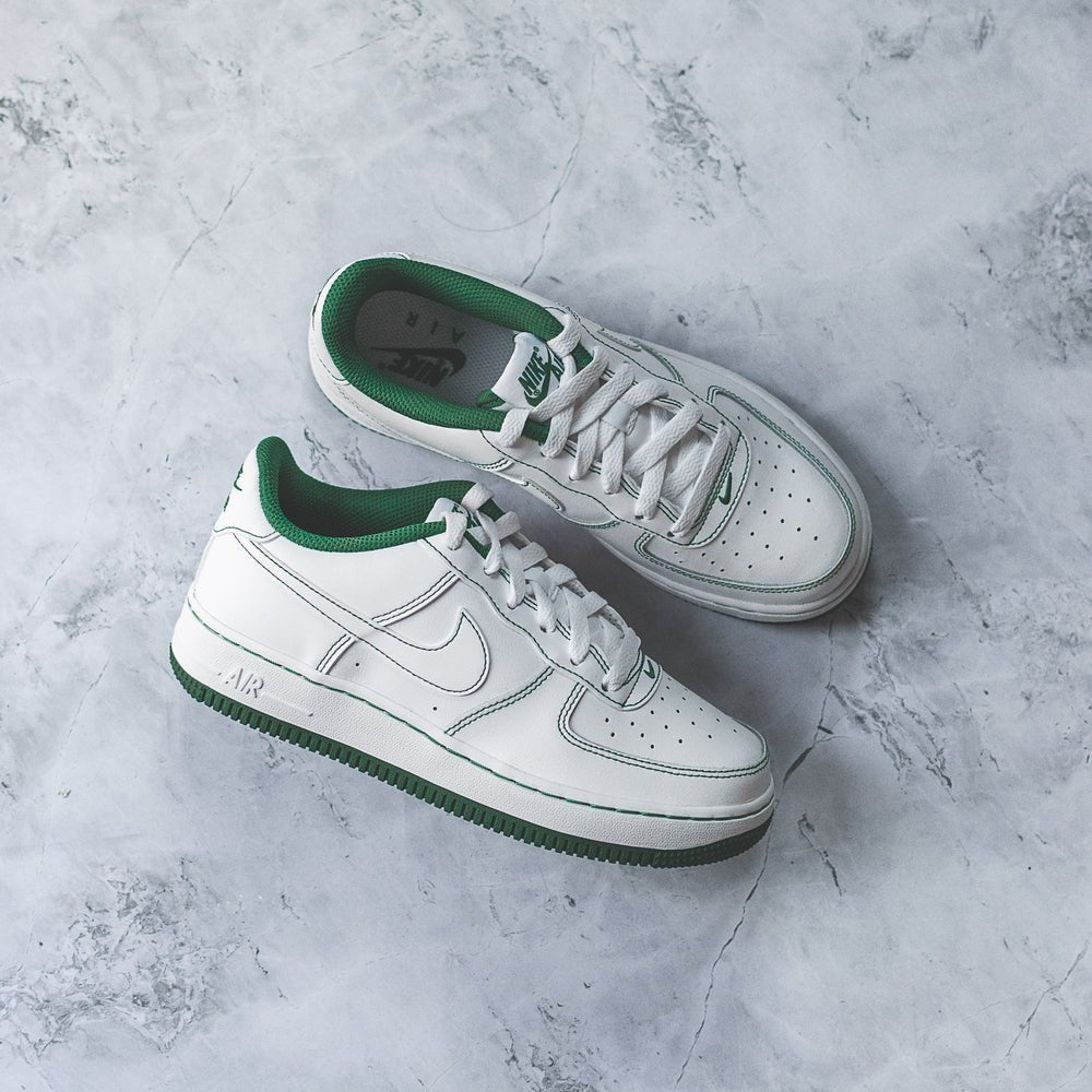 Nike Air Force Low White Pine Green (GS) UK3