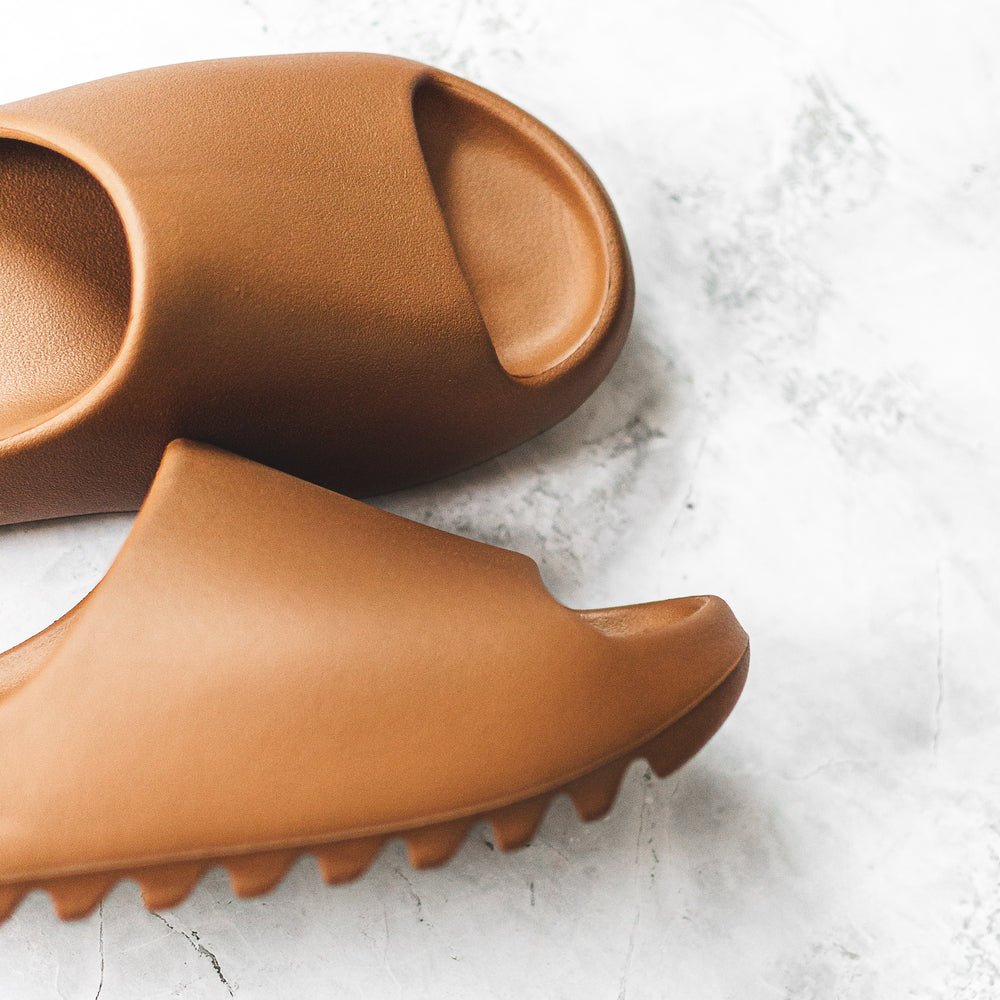 Yeezy Slide Flax – Swest Kicks
